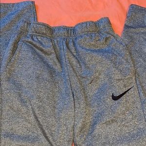 YOUTH NIKE Dri fit sweats